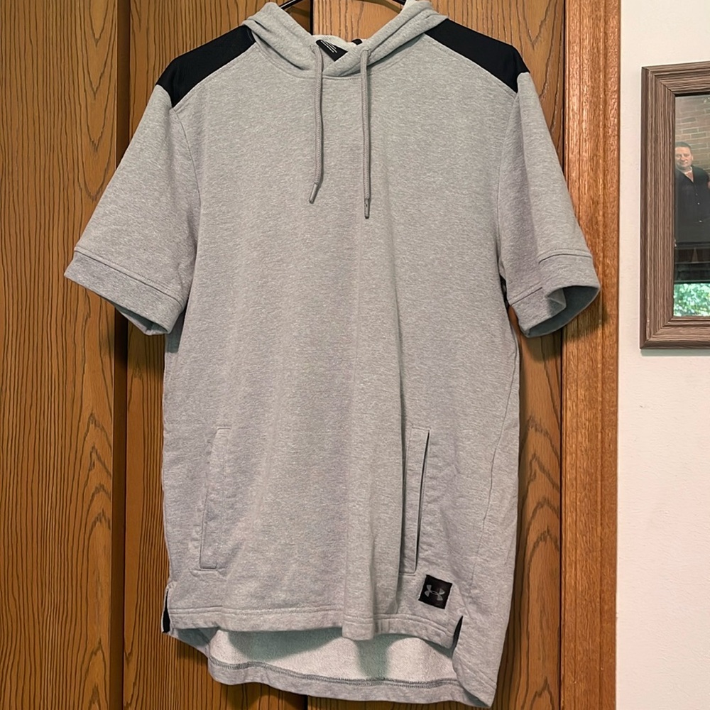 Under armour short sleeve hoodie